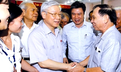 Vietnam:Contactos con electores previos al IV período de sesiones del Parlamento